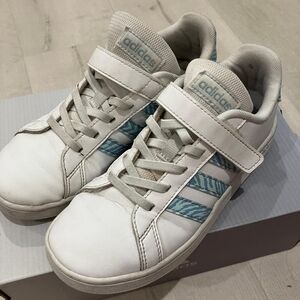 Adidas neo Grand Court White Blue Purple GW4852 Size 2 1/2 Y